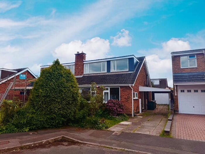 3 Bedroom House To Rent In Chichester Close, Loughborough, LE11