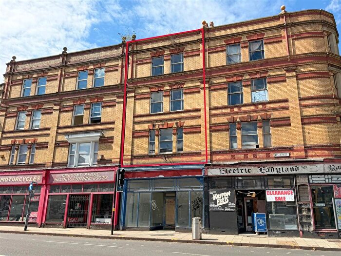 4 Bedroom Maisonette For Sale In West Street, St. Philips, Bristol, BS2