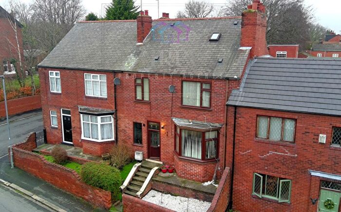 5 Bedroom Terraced House For Sale In Banks Avenue, Pontefract, West Yorkshire, WF8