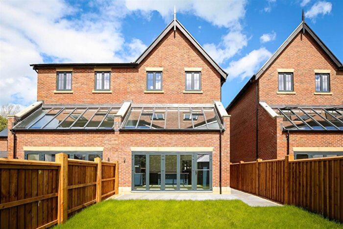 4 Bedroom Terraced House To Rent In Morris Drive, Nether Alderley, Macclesfield, Cheshire, SK10