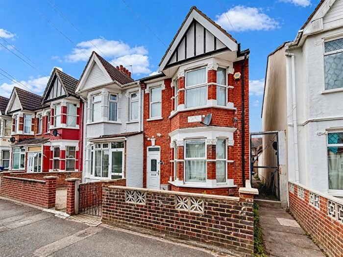 3 Bedroom End Of Terrace House For Sale In Northcote Avenue, Southall, UB1