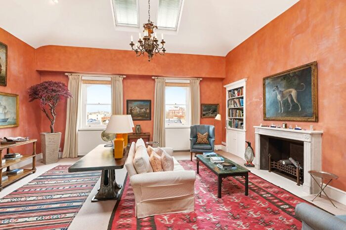 3 Bedroom Maisonette For Sale In Queen's Gate Terrace, South Kensington, London, SW7