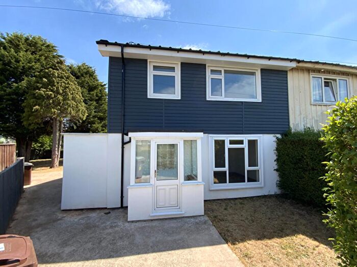 3 Bedroom Semi-Detached House For Sale In Graylands Road, Nottingham, NG8