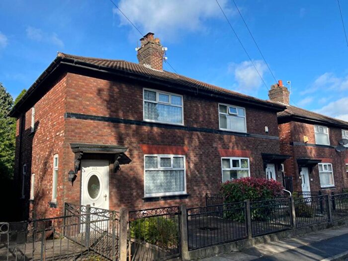 2 Bedroom Semi Detached House For Sale In Railway Street, Dukinfield, SK16
