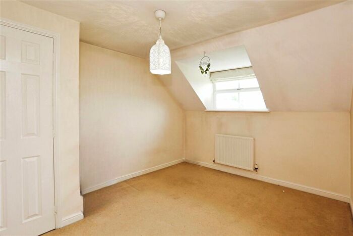 3 Bedroom Town House For Sale In South Knighton Road, Leicester, LE2
