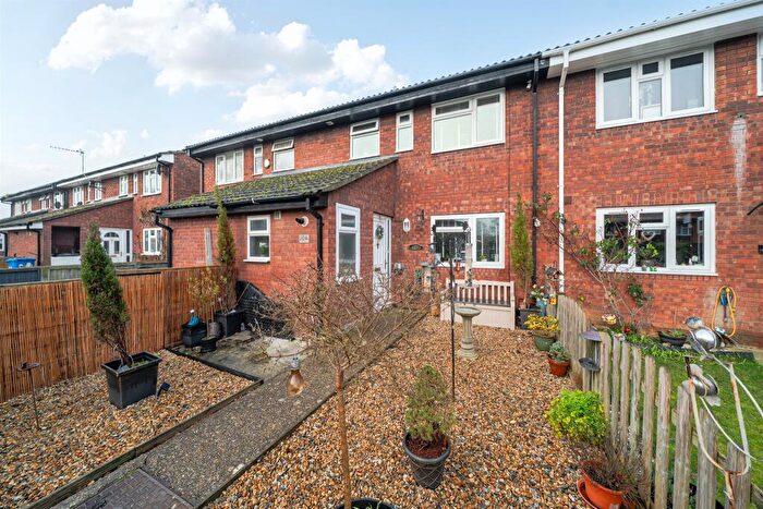 3 Bedroom Terraced House For Sale In Foliejohn Way, Maidenhead, SL6