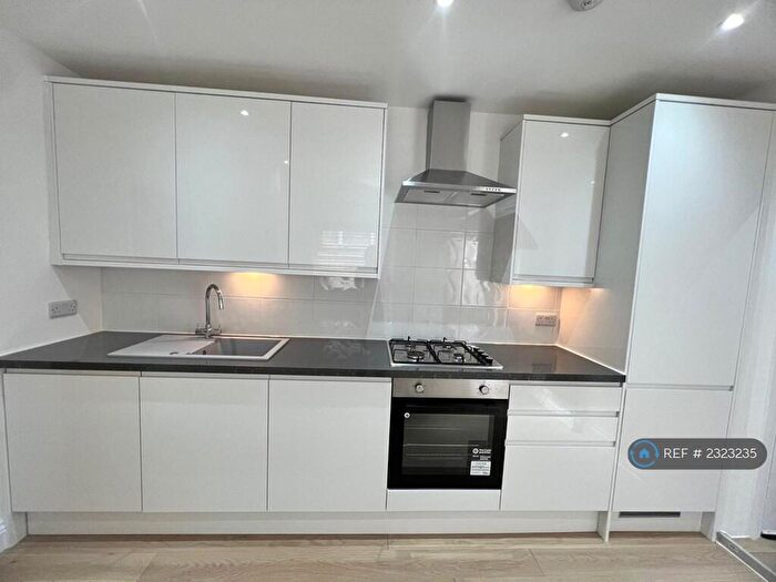1 Bedroom Flat To Rent In Hassett Road, London, E9