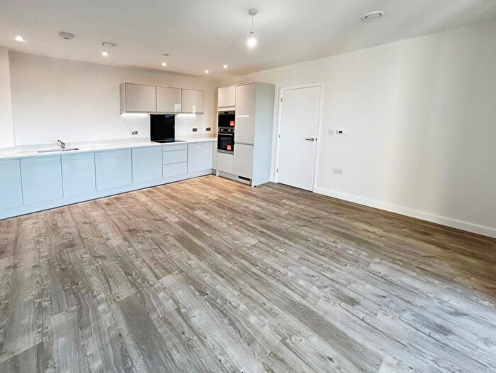 1 Bedroom Flat To Rent In Pier Way London, SE28