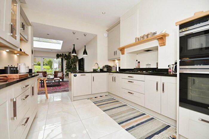 5 Bedroom Semi-Detached House For Sale In Ranmoor Crescent, Sheffield, S10