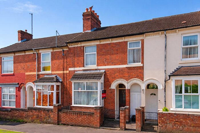 3 Bedroom Terraced House For Sale In Mill Road, Kettering, NN16