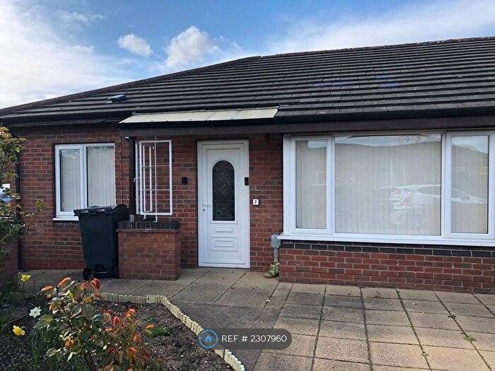 2 Bedroom Semi-Detached House To Rent In Priory Drive, Hull, HU5