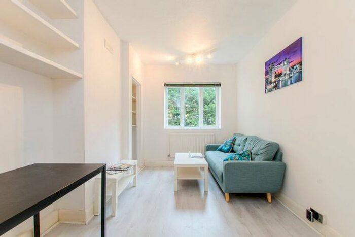 1 Bedroom Flat To Rent In St Stephens Road, Bow, London, E3