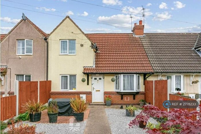 3 Bedroom Semi Detached House To Rent In Robertson Square, Stainforth, Doncaster, DN7