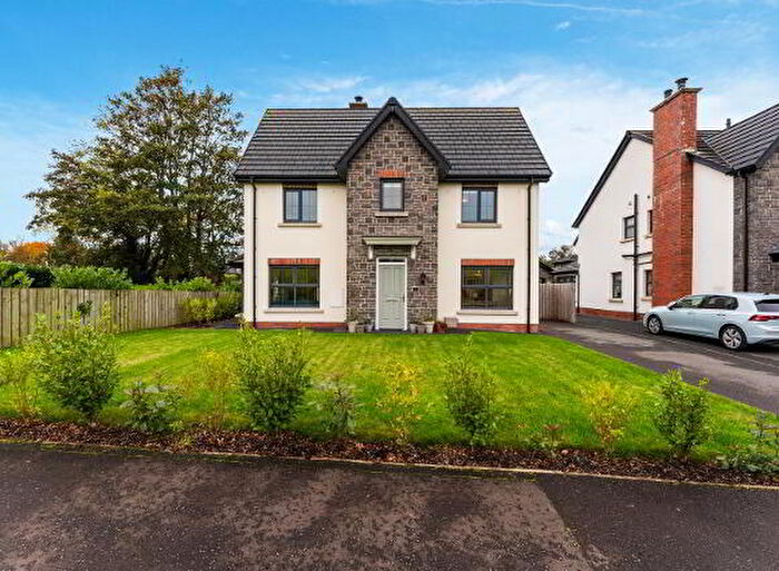 3 Bedroom Detached House For Sale In Greengraves Gate, Belfast, BT16
