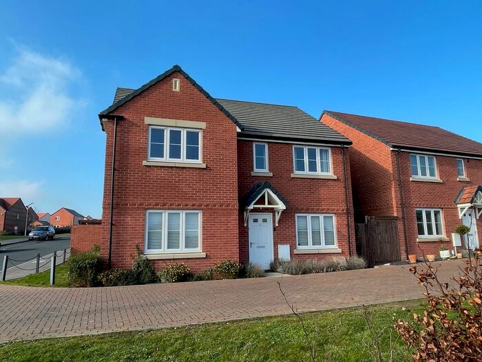 5 Bedroom Detached House To Rent In Lambert Drive, Salisbury, SP2