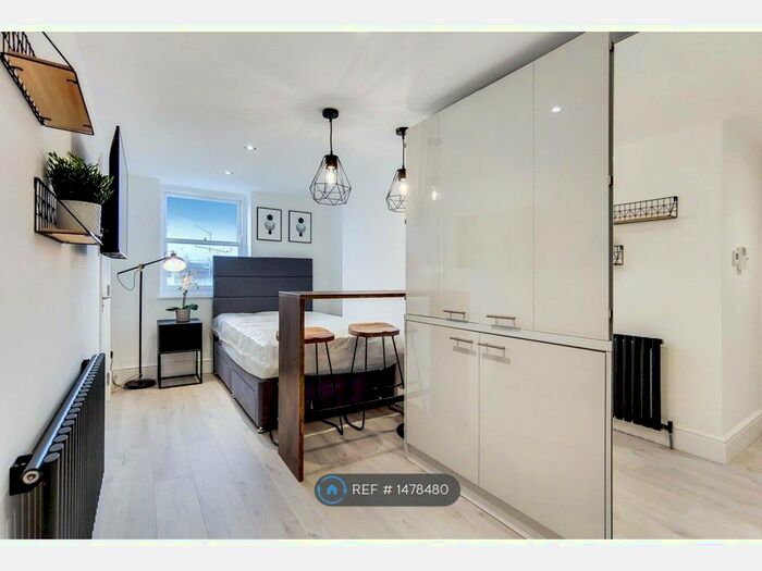Studio To Rent In Gloucester Place, London, NW1