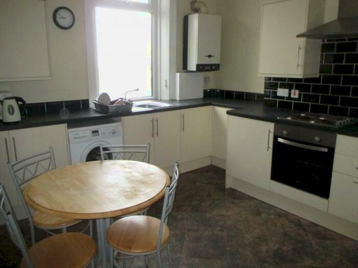 3 Bedroom Maisonette To Rent In South Shields, NE33