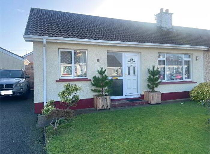 3 Bedroom Semi-Detached House For Sale In Grahamville Estate, Kilkeel, BT34