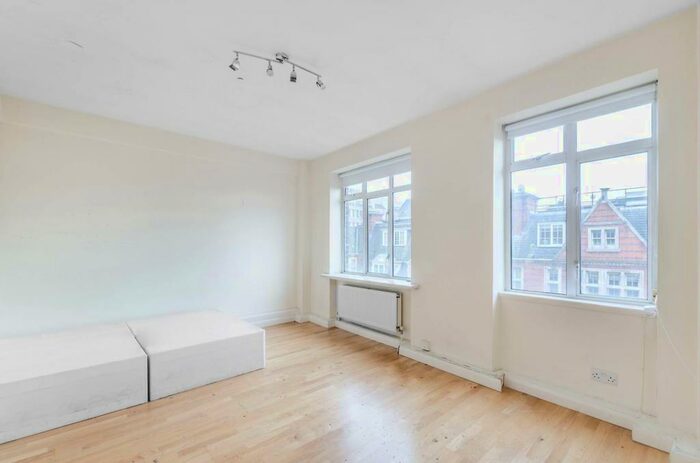 2 Bedroom Flat To Rent In Euston Road, Fitzrovia, London, NW1