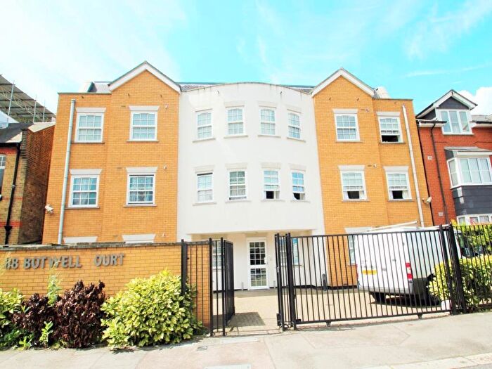 2 Bedroom Flat To Rent In Botwell Court Headstone Road, Harrow, HA1