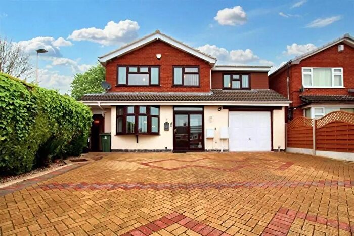 5 Bedroom Detached House To Rent In Tamar Road, Oadby, Leicester, LE2