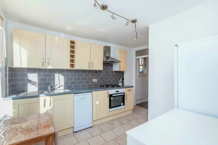 1 Bedroom Flat To Rent In Algiers Road, London, SE13