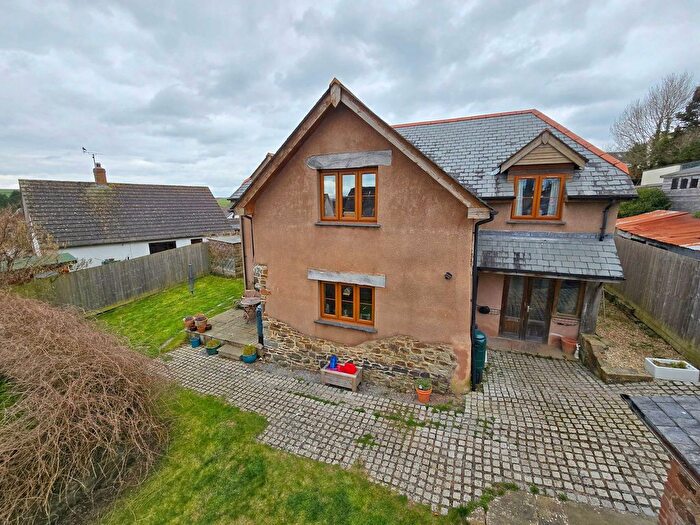 4 Bedroom Detached House For Sale In Fore Street, North Tawton, EX20
