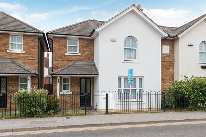 4 Bedroom Semi Detached House For Sale In Station Road West, Canterbury, CT2