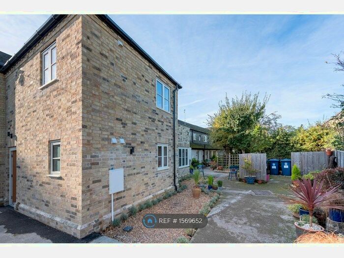 1 Bedroom Maisonette To Rent In Tempus Court, Cambridge, CB24