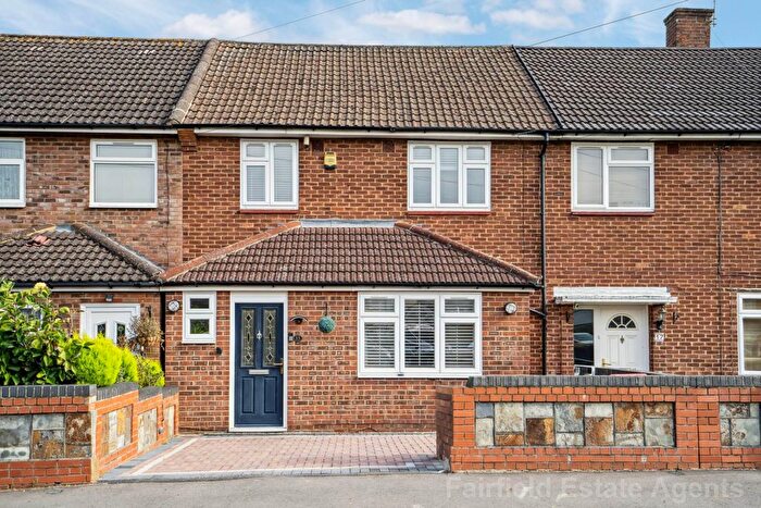 3 Bedroom Terraced House For Sale In Ilkley Road, South Oxhey, WD19