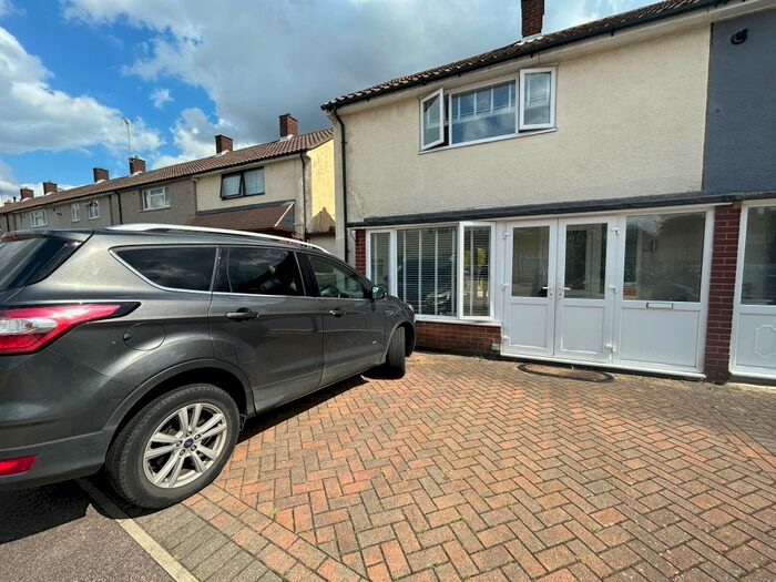 2 Bedroom Property To Rent In Long Ley, Harlow, CM20