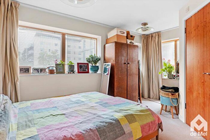 2 Bedroom Apartment For Sale In St James South, Jessop Avenue, Cheltenham, GL50