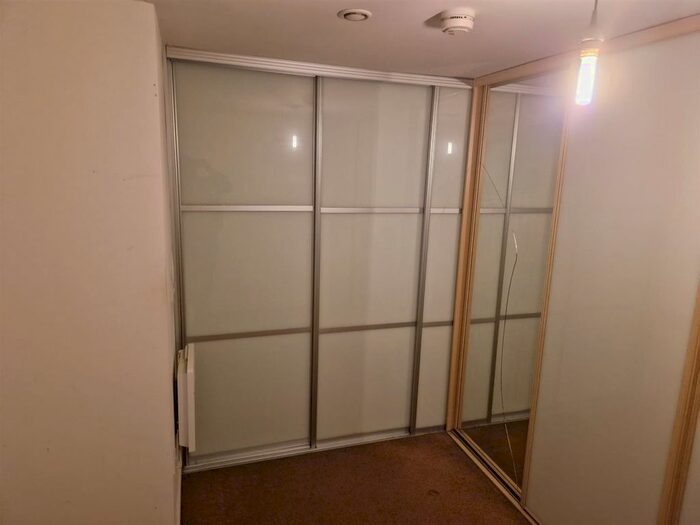 1 Bedroom Flat To Rent In Upper Allen Street, Sheffield, S3