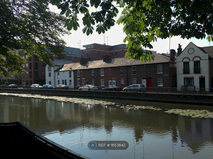 3 Bedroom Terraced House To Rent In Blakes Cottages, Reading, RG1
