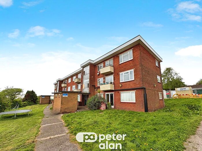 2 Bedroom Flat For Sale In Joyce Close, Newport, NP20