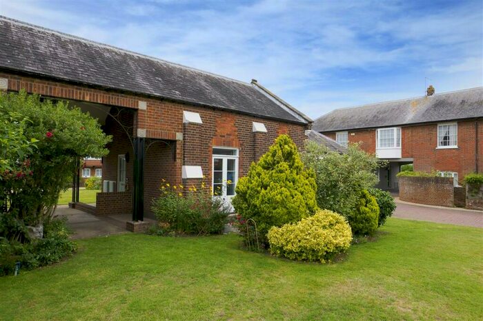 1 Bedroom Semi-Detached House For Sale In The Close, Union Road, Bridge, CT4