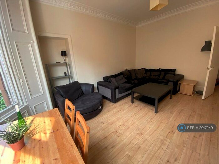 4 Bedroom Flat To Rent In West End Park Street, Glasgow, G3