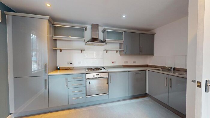 2 Bedroom House To Rent In St Ann's Court, Leeds, LS5