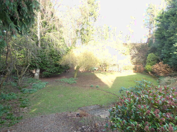 2 Bedroom Detached Bungalow For Sale In Shields Road, Hartford Bridge