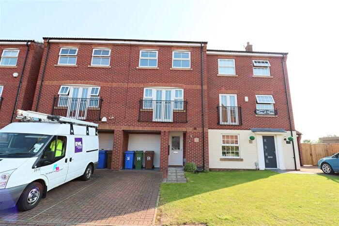 3 Bedroom Town House To Rent In Sandringham Road, Brough, HU15