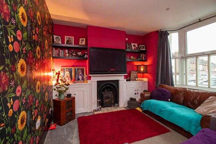 3 Bedroom Terraced House For Sale In Southwood Road, Ramsgate, CT11