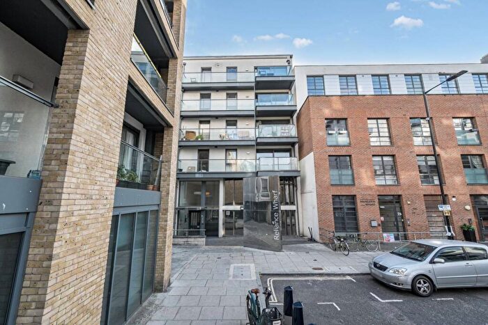 2 Bedroom Flat To Rent In De Beauvoir Town, De Beauvoir Town, London, N1