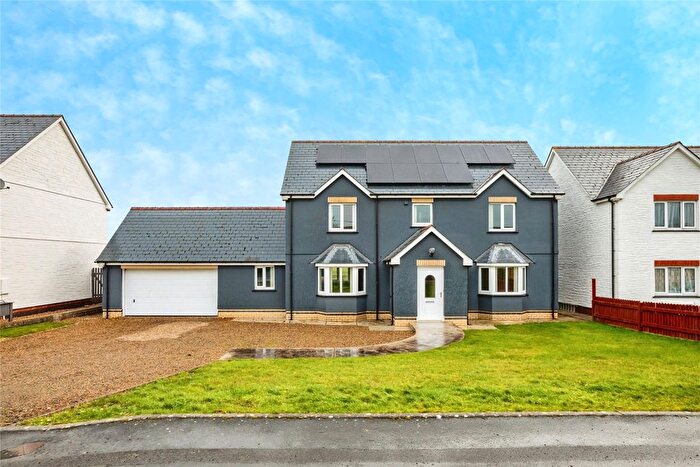 4 Bedroom Detached House For Sale In Bowls Road, Blaenporth, Cardigan, Ceredigion, SA43
