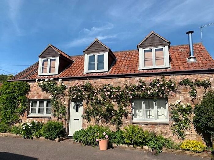 2 Bedroom Detached House To Rent In Clevedon Road, Weston-In-Gordano, Bristol, BS20