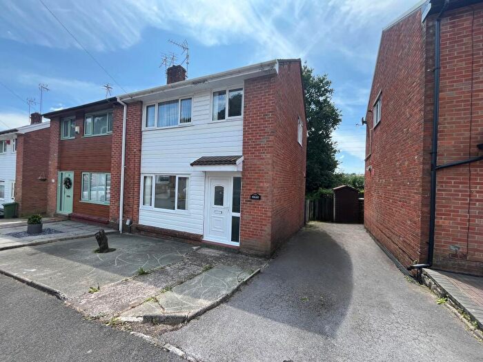 3 Bedroom Semi-Detached House For Sale In Dan Yr Allt Close, Rhydyfelin, Pontypridd, CF37