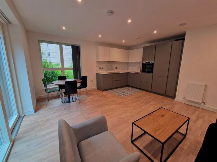 2 Bedroom Flat To Rent In Watson House, Greenleaf Walk, Southall, UB1