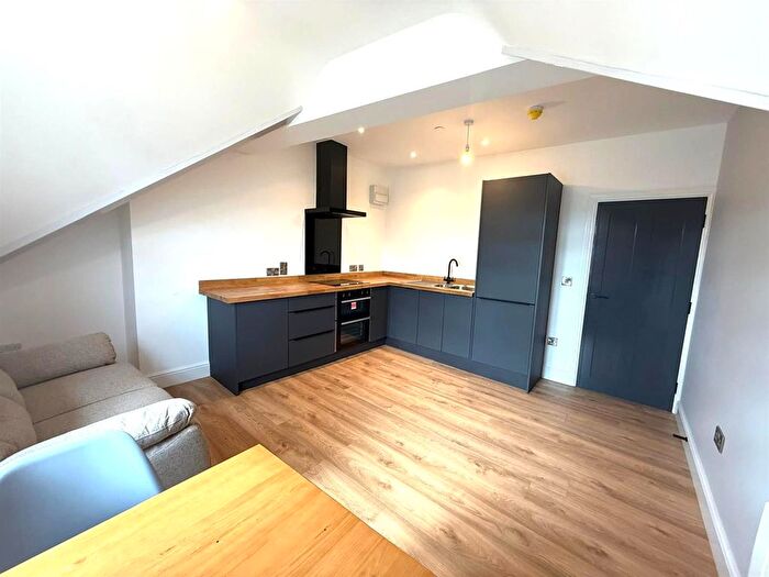 2 Bedroom Flat To Rent In Alexandra Road, Aberystwyth, SY23