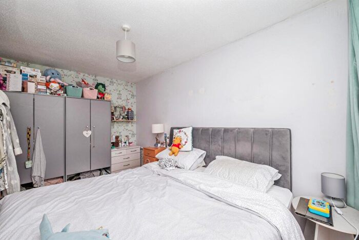 3 Bedroom Terraced House For Sale In Amhurst Gardens, Belton, Great Yarmouth, NR31