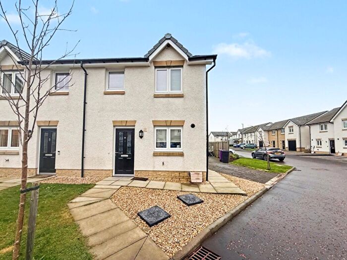 3 Bedroom Semi-Detached House To Rent In Bessie Graham Court, Kilwinning, KA13