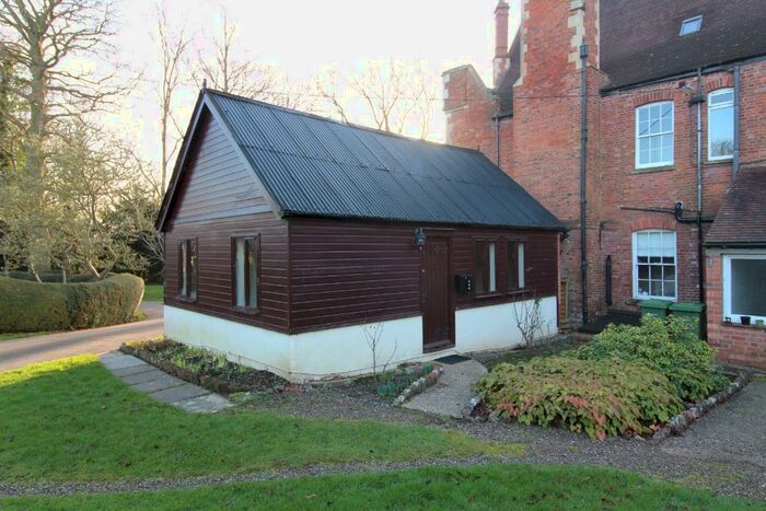 1 Bedroom Bungalow To Rent In Warham House, Warham, HR4